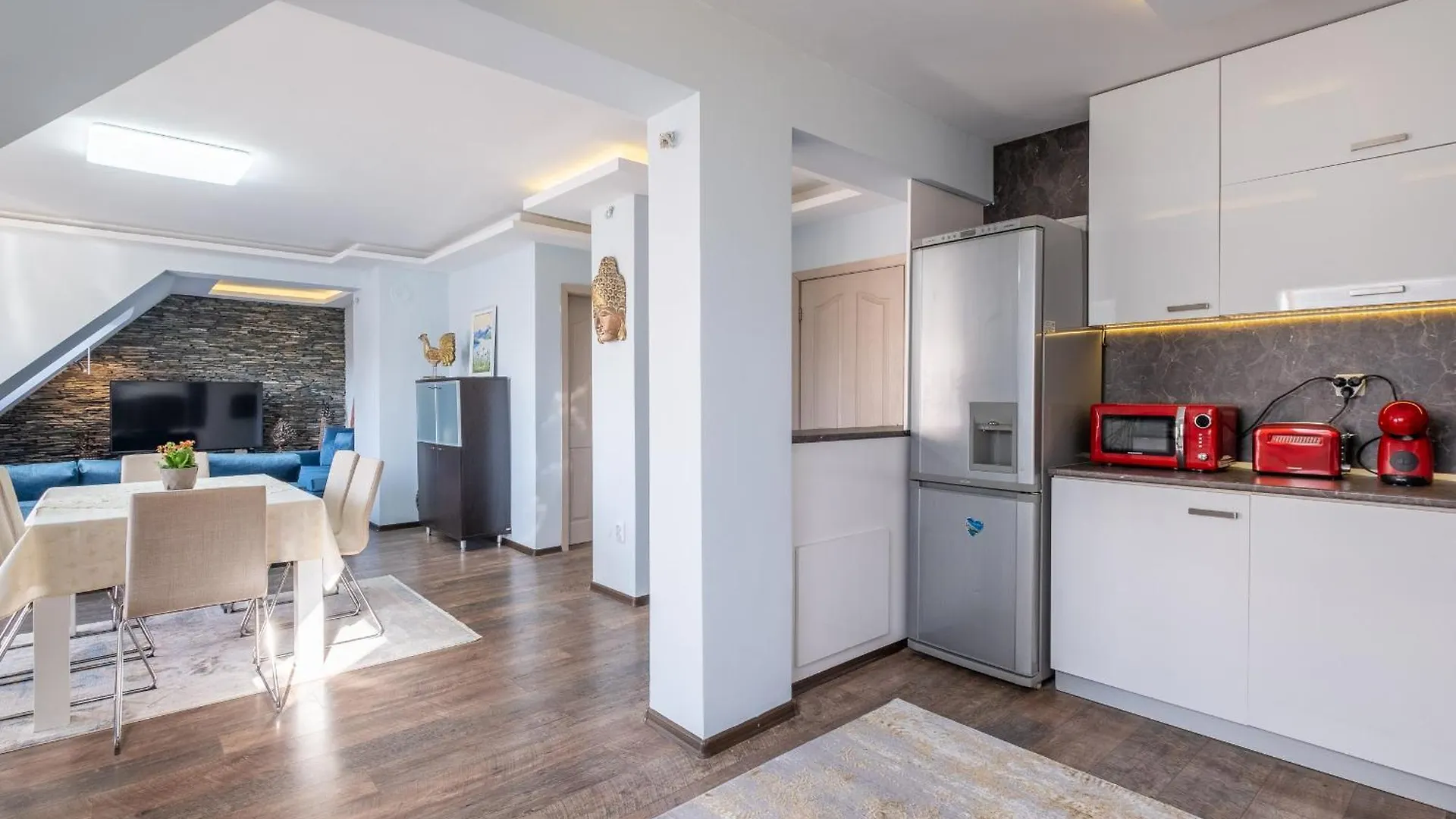 Marvellous Apt / Roof Top Terrace / 2Bdr / 2Bth Sofia 0*,