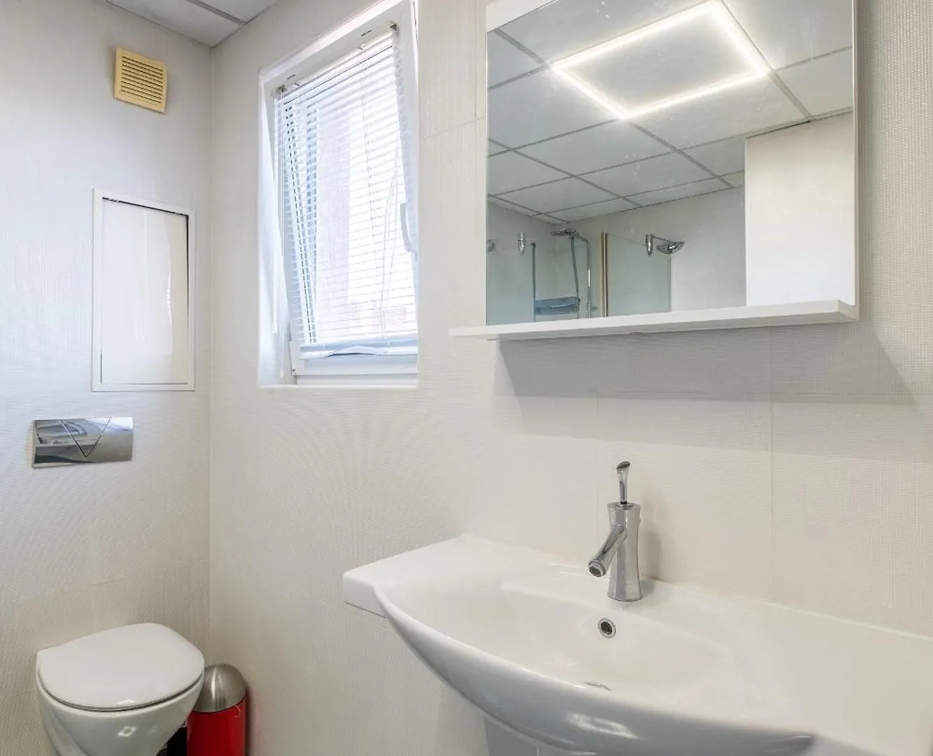 Marvellous Apt / Roof Top Terrace / 2Bdr / 2Bth Sofia Apartment