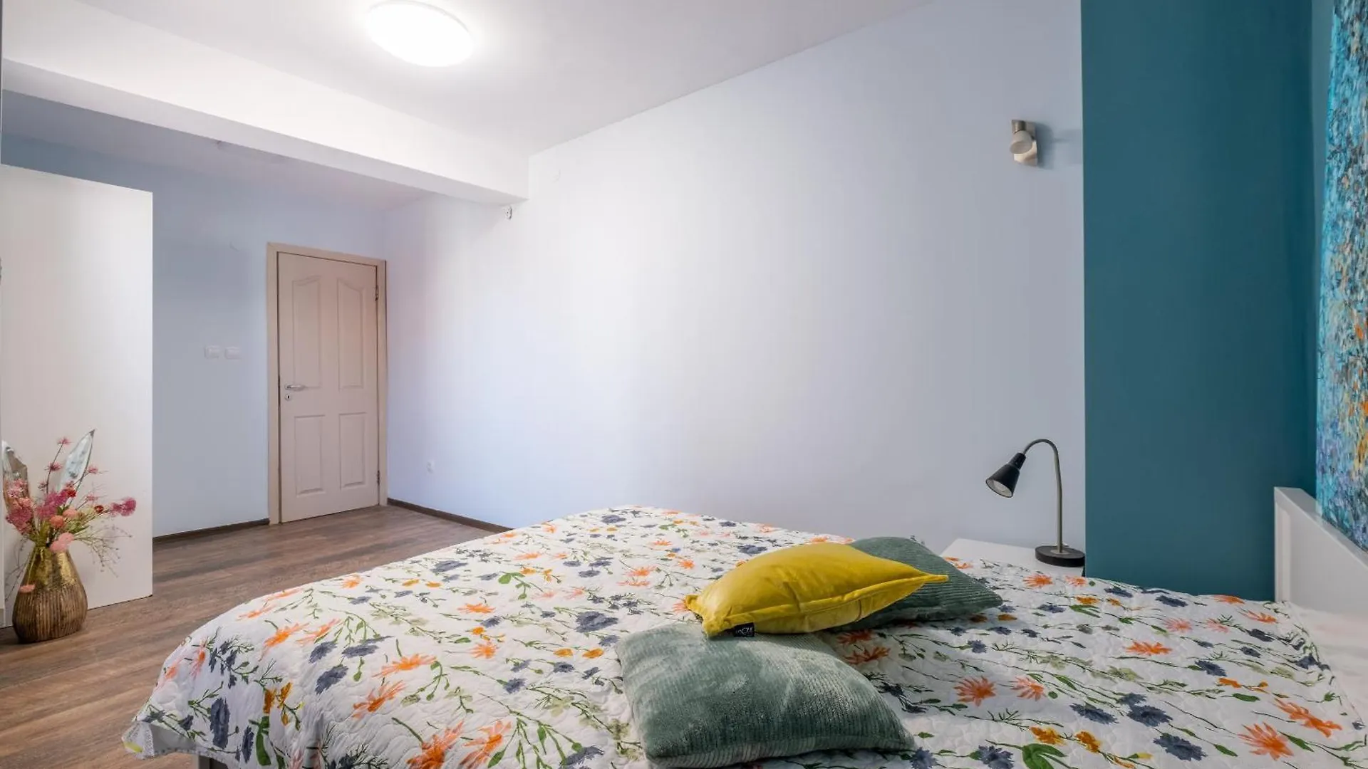 Marvellous Apt / Roof Top Terrace / 2Bdr / 2Bth Sofia 0*,  Bulgaria